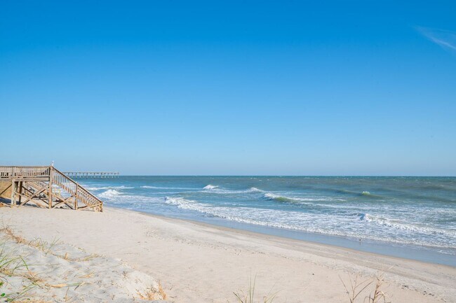 Building Photo - PLAN AND SECURE YOUR WINTER GETAWAY NOW, W...