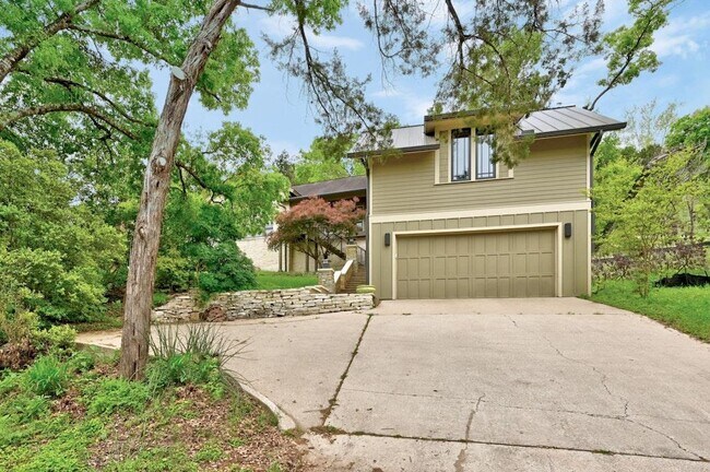 Building Photo - 307 Laurel Valley Rd