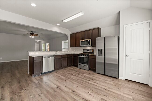 Building Photo - 13522 Luke Pr Ct