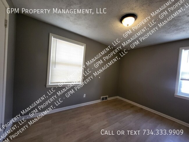 Building Photo - 8670 Schaefer Hwy