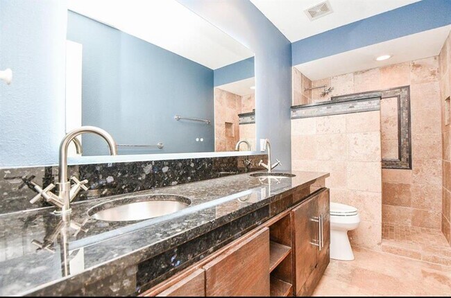 Building Photo - 3511 Bahia Ct