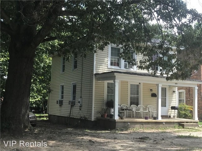 Building Photo - 3 br, 1 bath House - 655 Pegram St