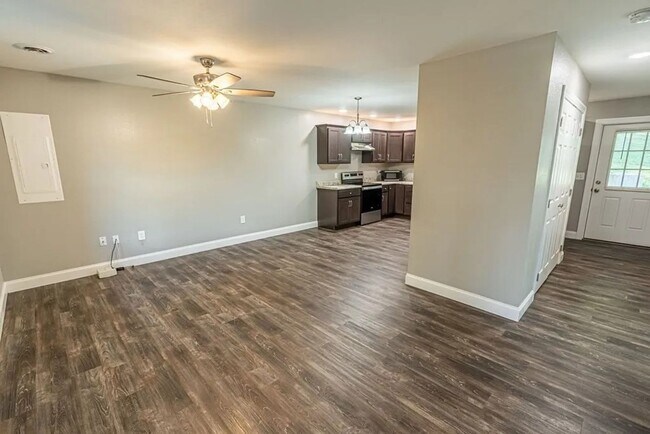 Building Photo - Eastern Eight- Bristol, VA- SFH