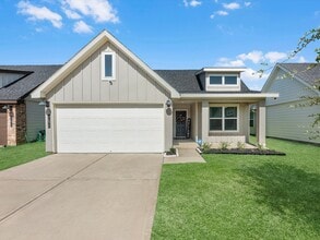 Building Photo - 31826 Whittis Hl Wy
