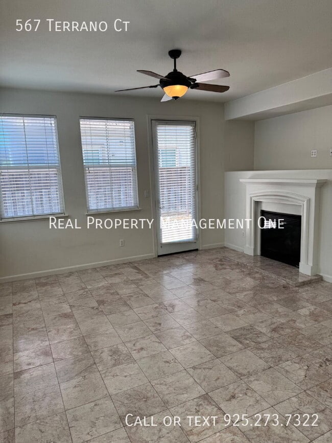 Building Photo - 567 Terrano Ct