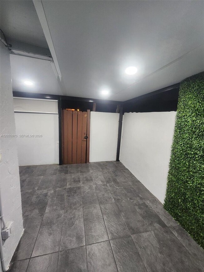 Building Photo - 6376 NW 170th Ln