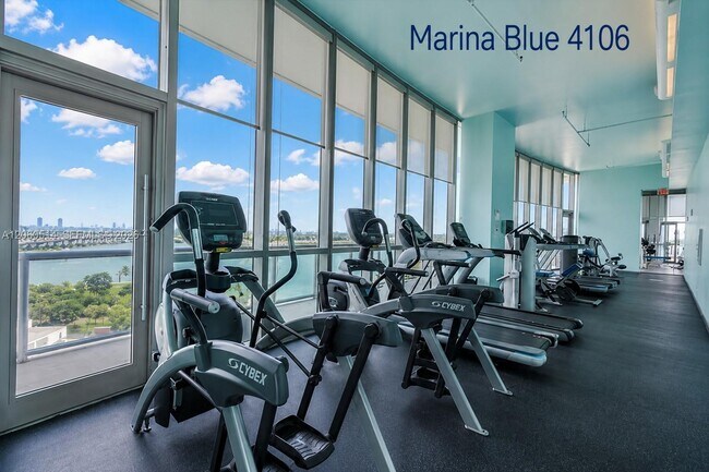 Building Photo - 888 Biscayne Blvd