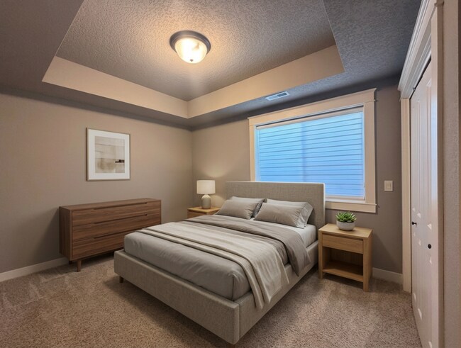 Building Photo - 5811-5815 Quarry Dr
