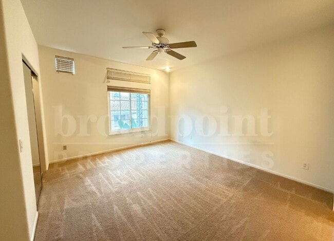 Building Photo - 12640 Springbrook Dr