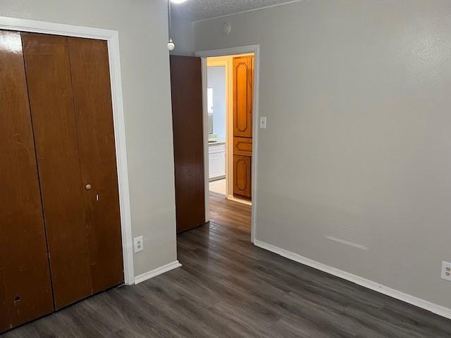 Building Photo - 806 Phillips Dr