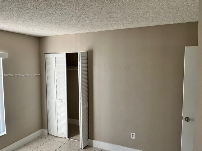 Building Photo - 14075 SW 45th Terrace