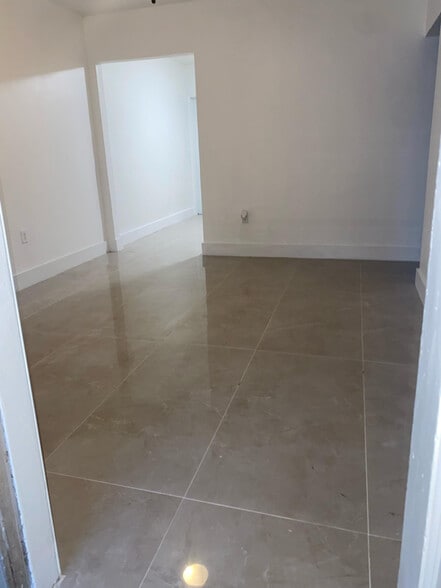 Building Photo - 29 NW 68th St