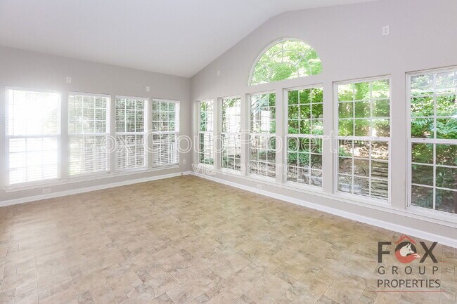 Building Photo - 148 Flowering Grove Ln