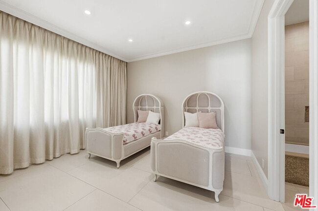 Building Photo - 12419 Erwin St