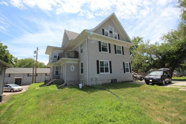 Building Photo - 4529 Holdrege St