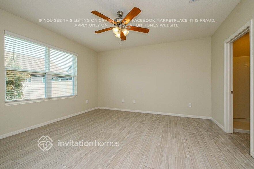 Building Photo - 8004 Pelican Reed Cir