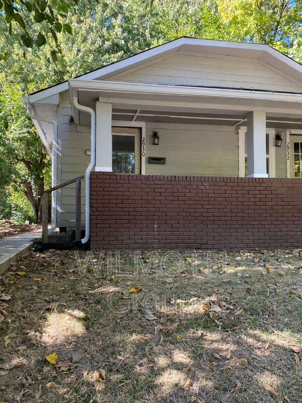 Primary Photo - 2930 N Dearborn St