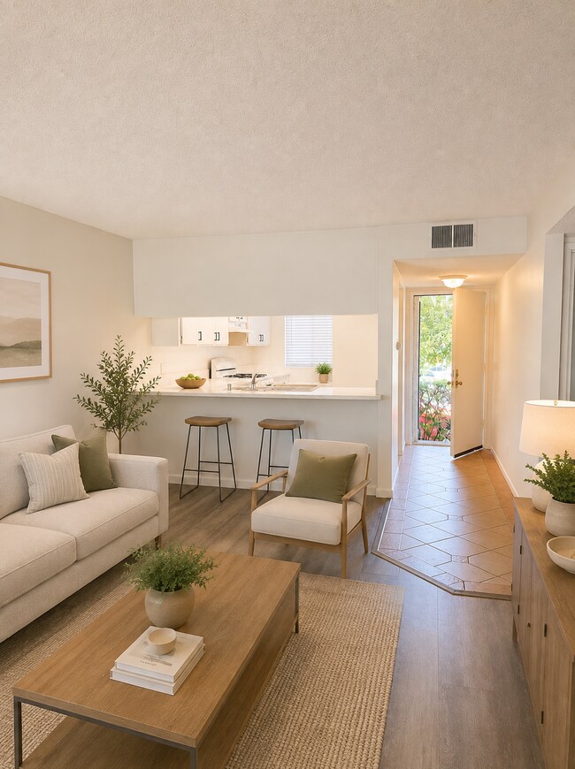 Building Photo - 2222 Los Feliz Dr