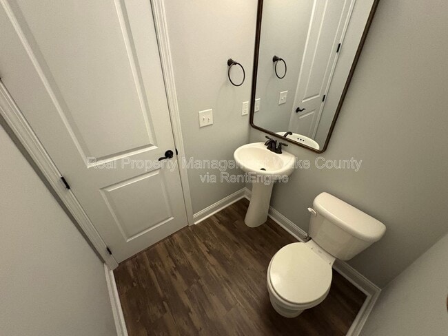 Building Photo - 1664 Highpoint St