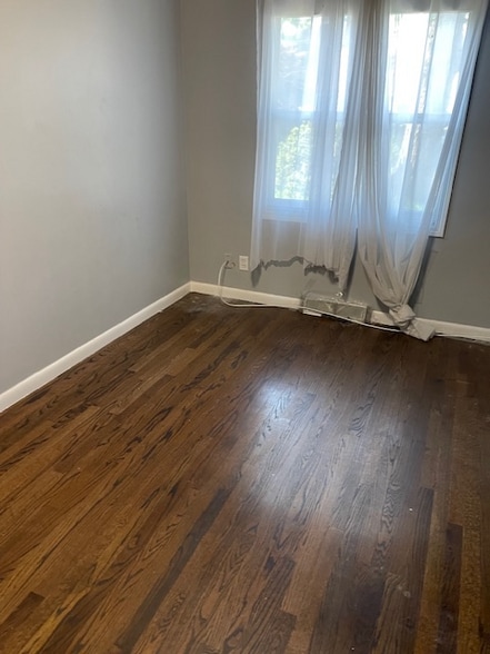 Building Photo - 219 Fernwood St