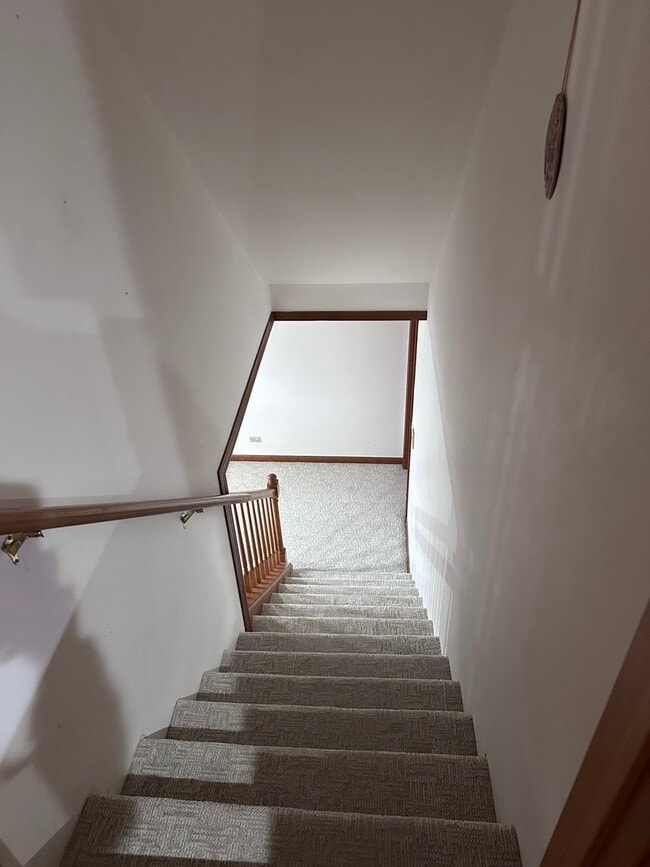 Building Photo - 2153 Seaver Ln