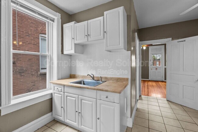 Building Photo - 4109 Hartford St