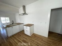 Building Photo - 1344 E 43rd Pl