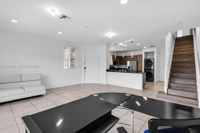 Building Photo - 2735 SW 81st Terrace