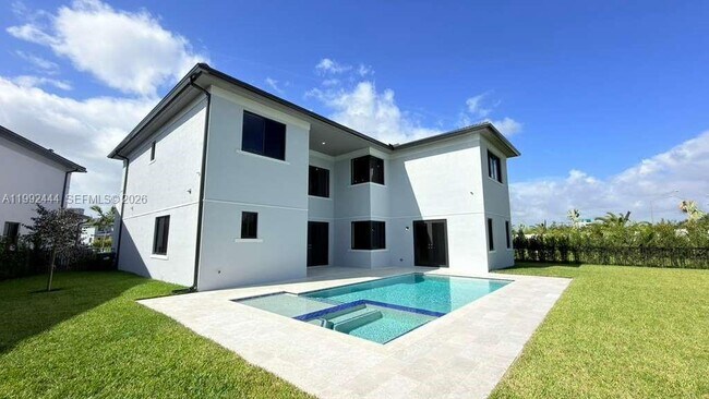 Building Photo - 19708 NE 14th Ave