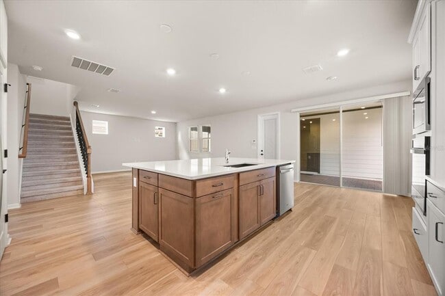 Building Photo - 3032 Prospect Trl