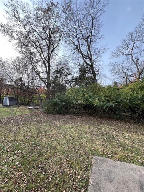 Building Photo - 2133 Loren Cir