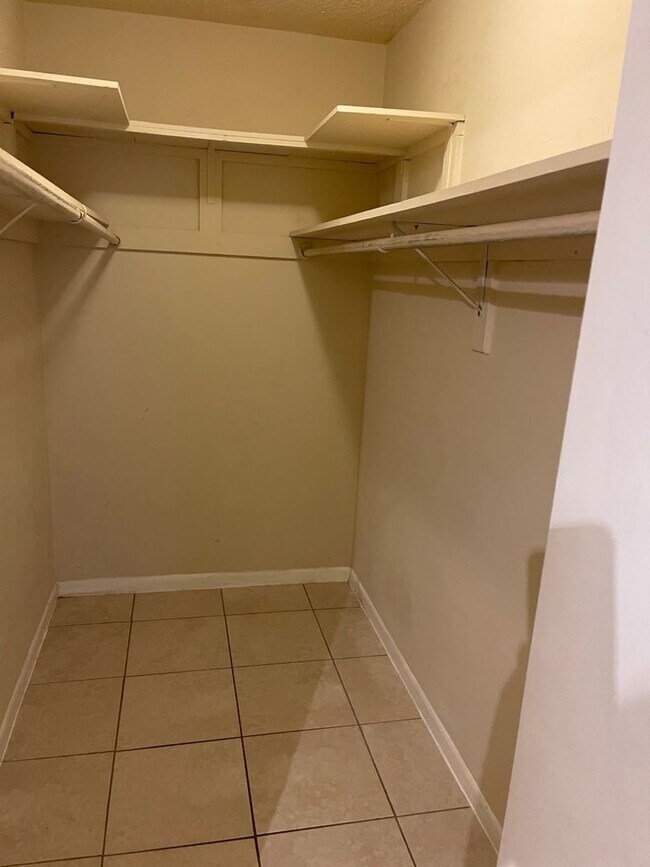 Building Photo - POS Holdings LLC-718-720