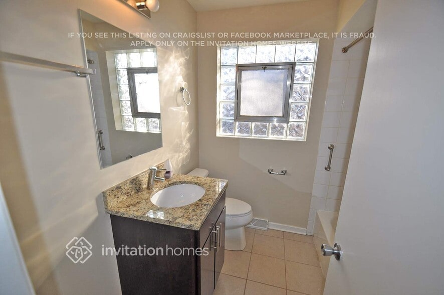 Building Photo - 9720 S Kostner Ave