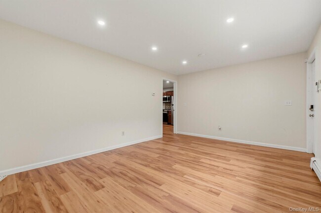 Building Photo - 133 N Smith Rd