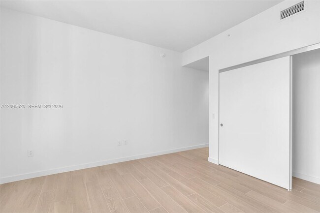 Building Photo - 1400 Biscayne Blvd