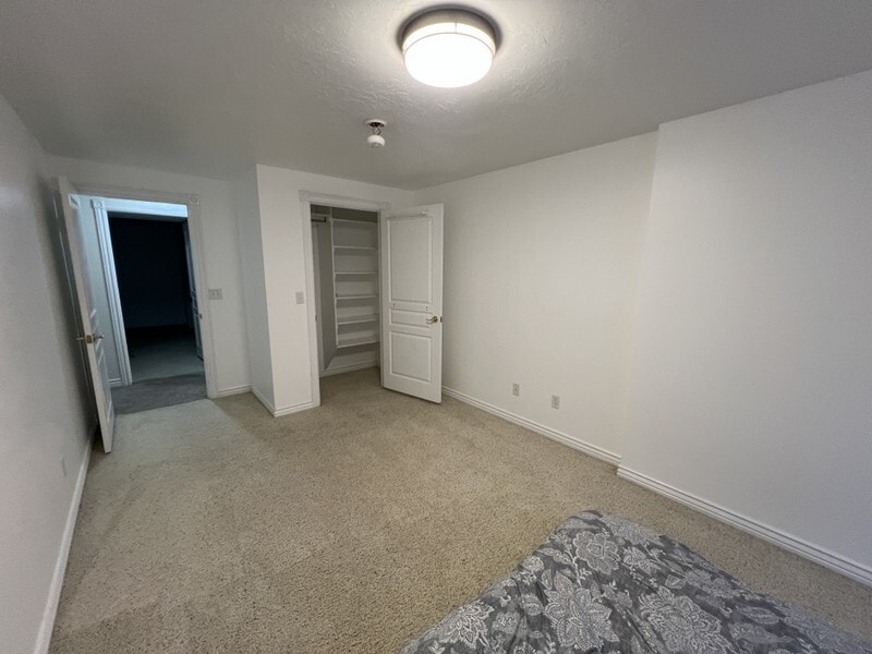 Building Photo - 1219 Bridle Trail Rd