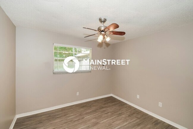 Building Photo - 1008 Turtle Creek Dr S