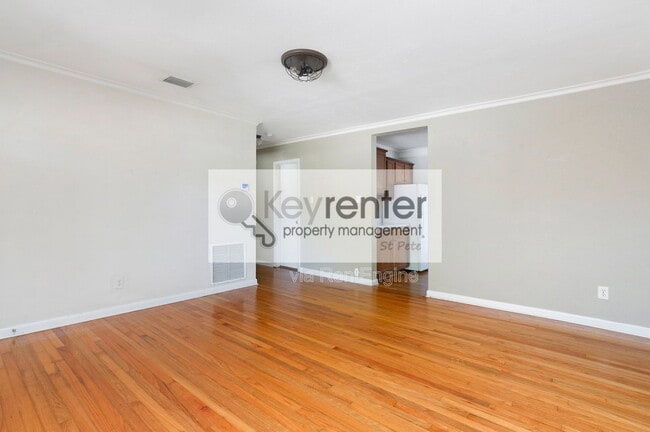 Building Photo - 983 47th Ave N