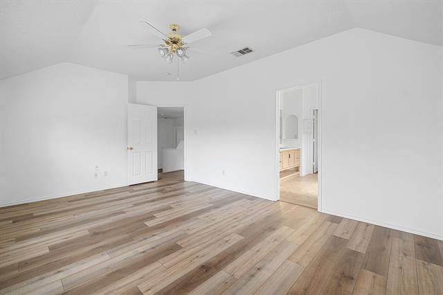 Building Photo - 3944 Willowbend Dr