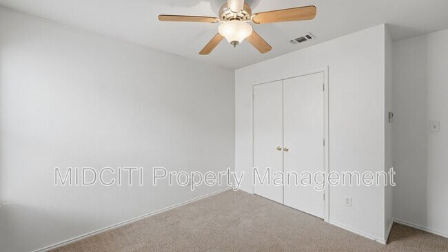 Building Photo - 137 Jerry Lees Trail