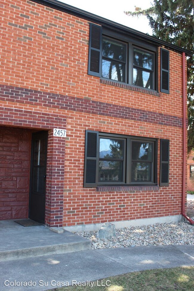 Primary Photo - 2 br, 1 bath House - 2457 Paseo Rd.