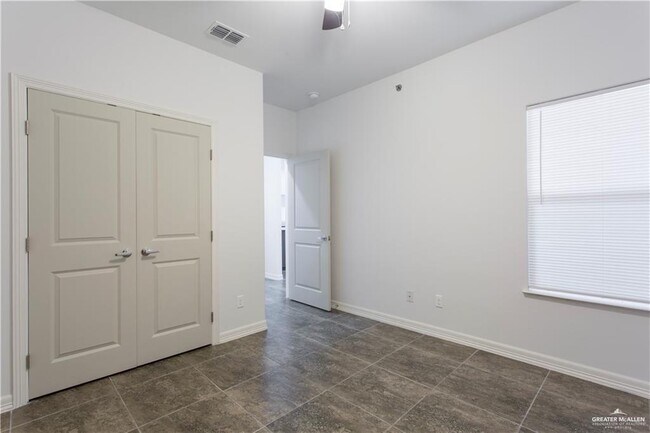 Building Photo - 300 Sylvia Handy St