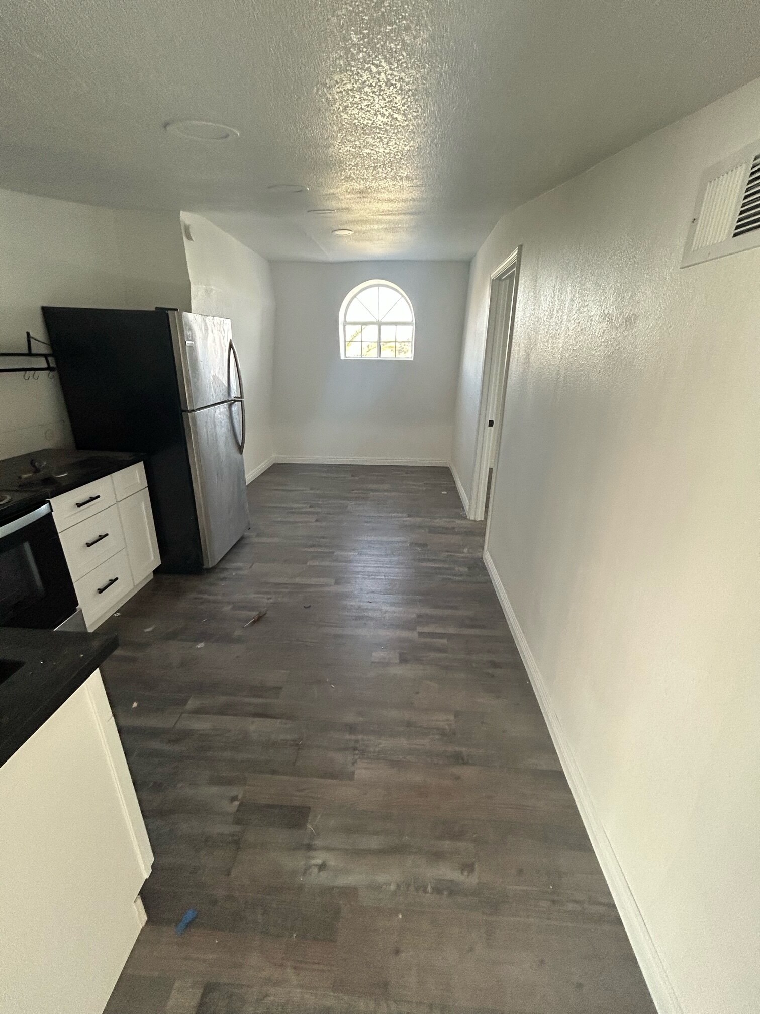 Building Photo - 1815 Harding St