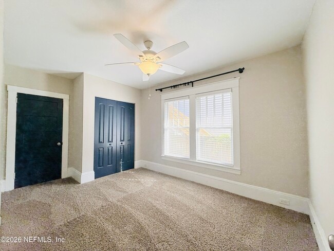 Building Photo - 3055 Rosselle St