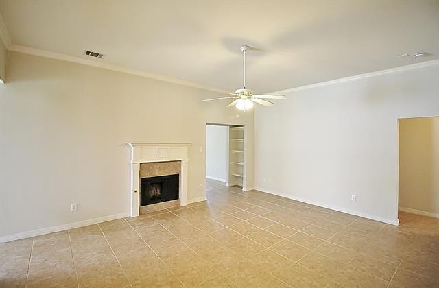 Building Photo - 809 Foxwood Ln