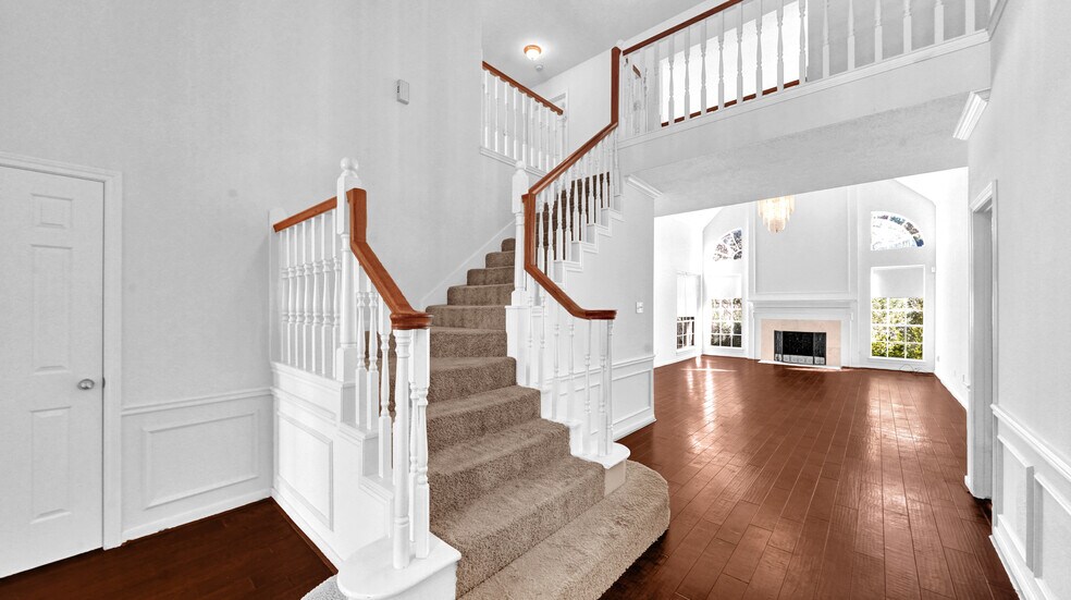 Building Photo - 4622 Grand Cayman Dr