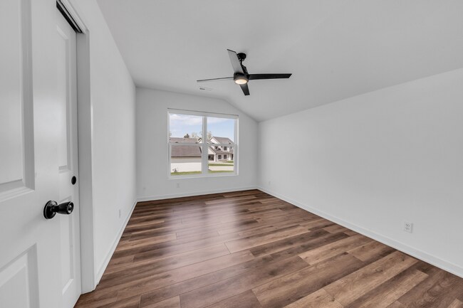 Building Photo - Modern Duplex with Spacious Design & Upsca...