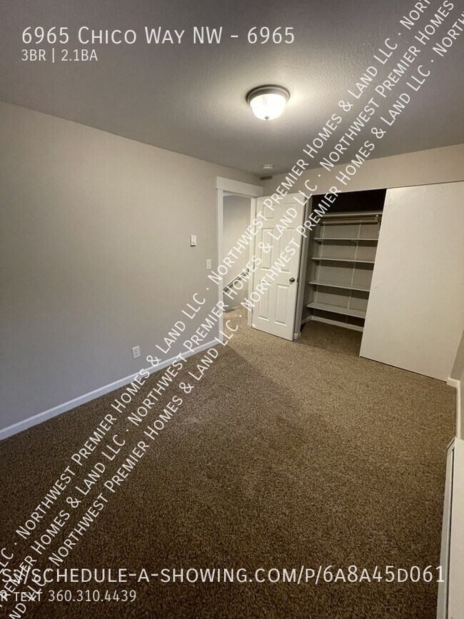 Building Photo - 6965 Chico Way NW