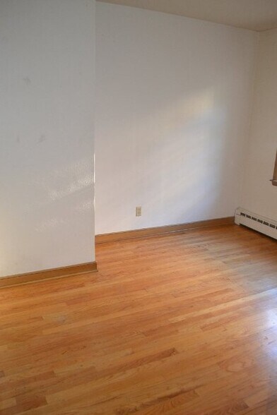 Building Photo - 1126 Vilas Ave