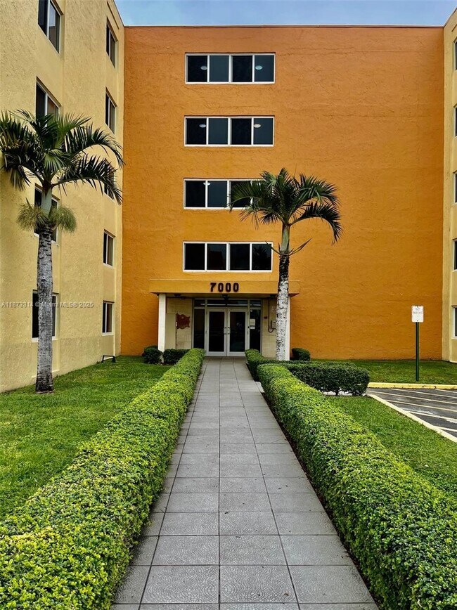 Primary Photo - 7000 NW 186th St